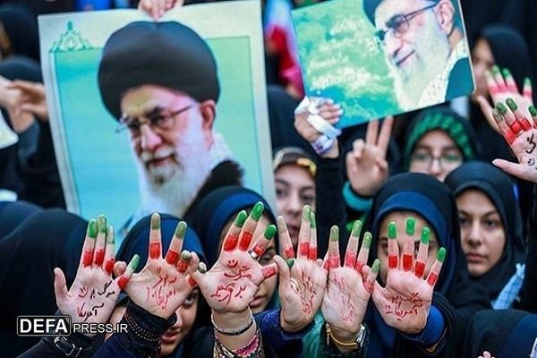 کاویانی: ۱۳ آبان نقطه پیوند هویت تاریخی و آرمانی ملت ایران است کاویانی: ۱۳ آبان نقطه پیوند هویت تاریخی و آرمانی ملت ایران است