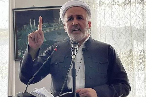 امامجمعه بانه: تسخیر لانه جاسوسی نماد ایستادگی و مبارزه با استکبار جهانی است