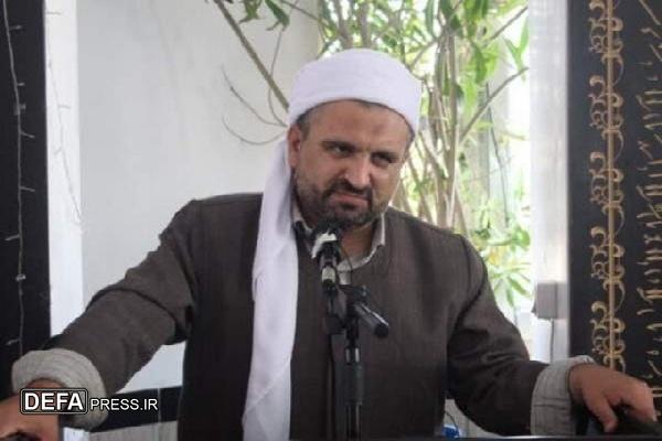 امام‌جمعه دیواندره: سیزده آبان نماد مبارزات دانش‌آموزی علیه استکبارجهانی است