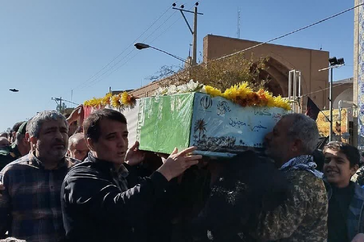 نماهنگ/ تشییع شهید گمنام در گناباد