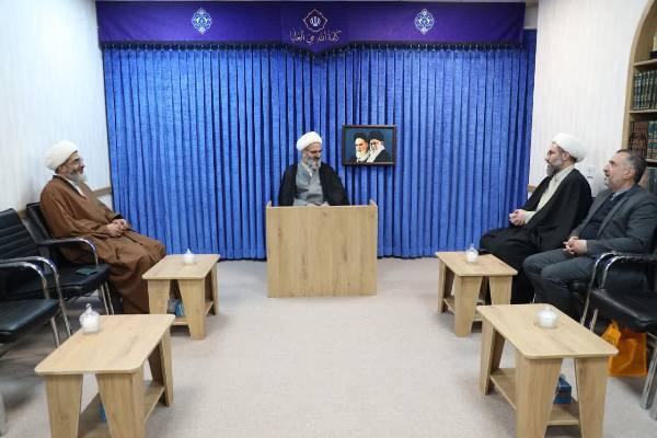 مرجعیت سیاسی و اجتماعیِ جامعه مدرسین حوزه علمیه قم حفظ شود