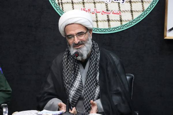 نماینده ولی‌فقیه در سمنان: الگوی بسیجیان حضرت زهرا(س) است