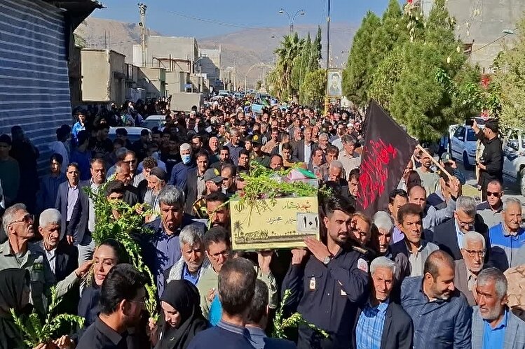 فیلم/ استقبال باشکوه مردم باشت از پیکر مطهر شهدای گمنام