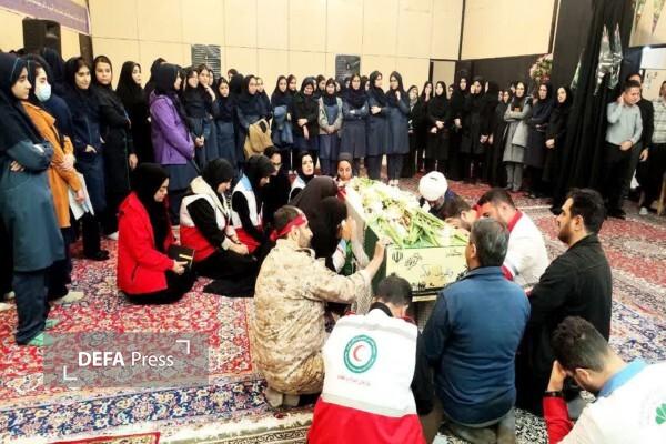 حضور پیکر مطهر شهید گمنام در جمعیت هلالاحمر قزوین حضور پیکر مطهر شهید گمنام در جمعیت هلالاحمر قزوین