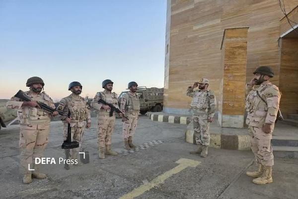 تلاش دشمن تضعیف روحیه ایثار و شهادت طلبی جوانان است