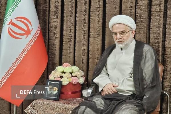 «زهد» درخت حکمت و بصیرت را در دل انسان می‌کارد