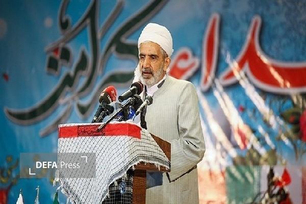 بسیج تلفیقی از اقدام مسئولانه و روحیه ایثارگرانه است