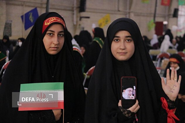 تصاویر/ اجتماع باشکوه بسیجیان خوی در سالروز تشکیل بسیج مستضعفین