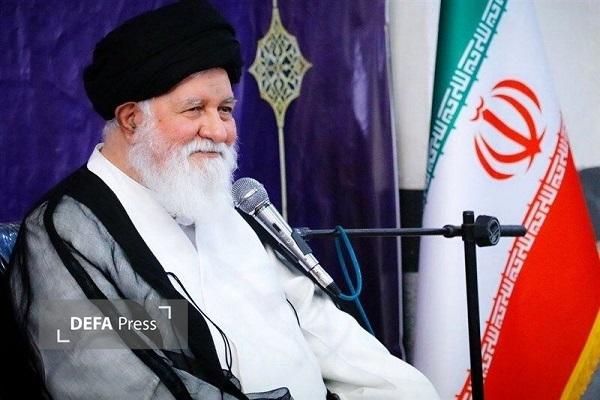 دولت به تنهایی مسئول حل همه مشکلات نیست