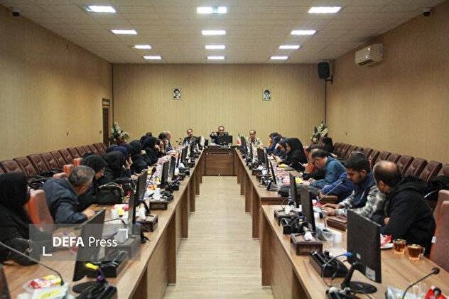 تصاویر/ نشست خبری مدیرکل بهزیستی استان یزد با اصحاب رسانه