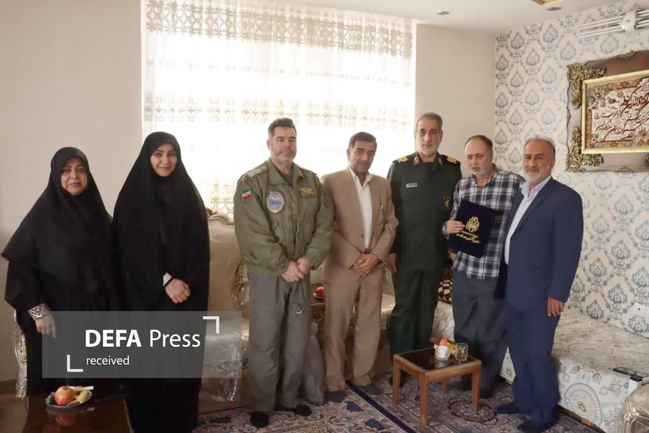 جانباز ۴۰ درصد دفاع مقدس تکریم شد