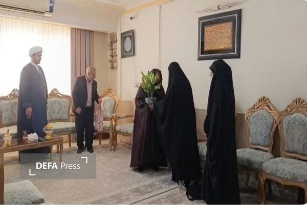 دیدار و تجدید عهد دانشجویان خراسان شمالی با خانواده جانباز و شهید دفاع مقدس