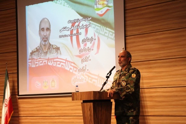 نقش بی‌بدیل فرمانده معظم کل قوا در جنگ تحمیلی ۱۲ روزه بسیار تعیین‌کننده بود