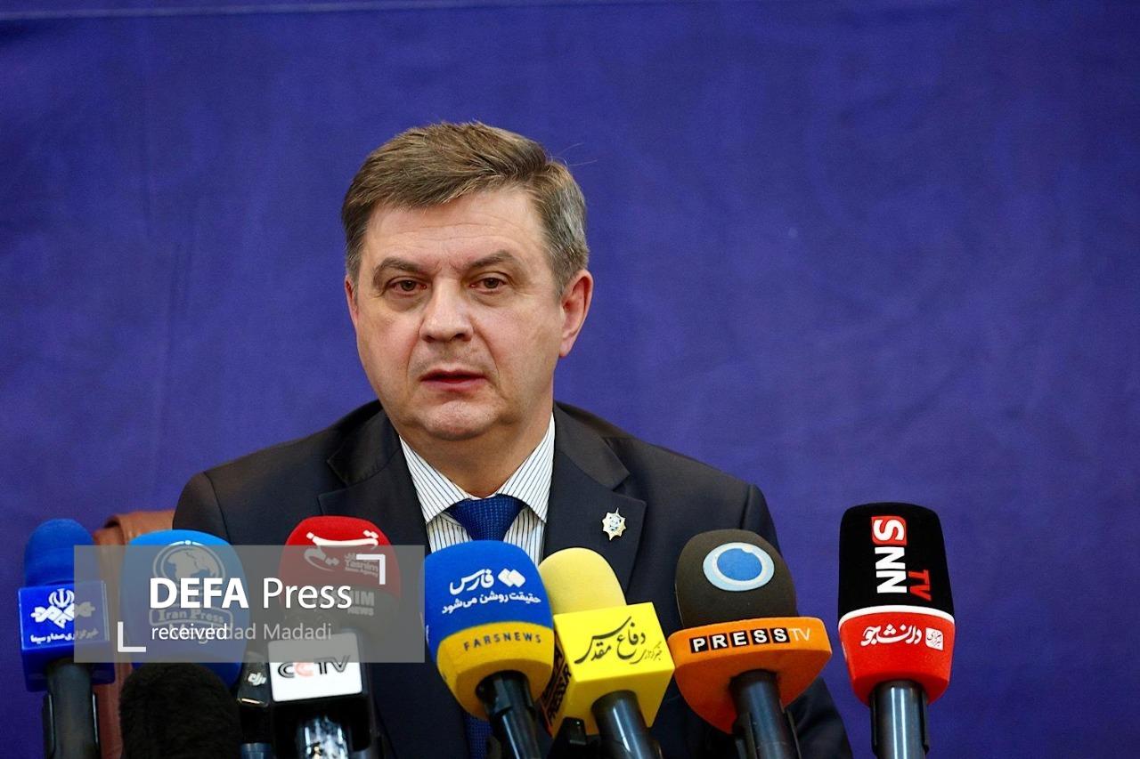 ایران تجربه بسیار کلاسیکی در مبارزه با تروریسم دارد ایران تجربه بسیار کلاسیکی در مبارزه با تروریسم دارد