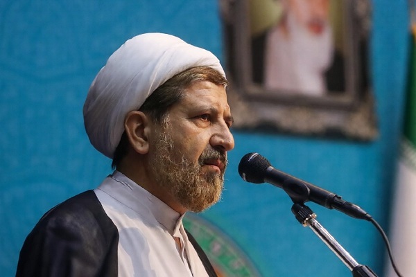 خودسازی، پیش‌شرط ضروری اصلاح جامعه است