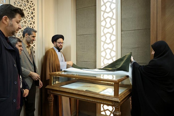 تصاویر/ رونمایی از «روزنامه جنگل» در کتابخانه حرم مطهر رضوی