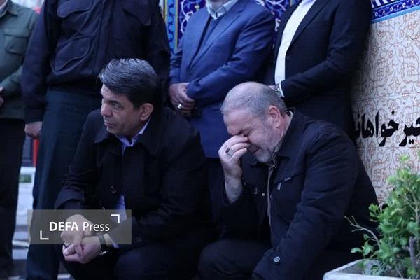 دبیرکل ستاد مبارزه با مواد مخدر با حضور در گلزار شهدا به مقام شامخ شهیدان ادای احترام کر+تصاویر