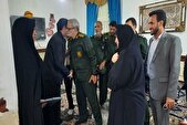 دیدار جمعی از مسئولان استان کرمان با خانواده شهید آبیار در شهرستان ریگان