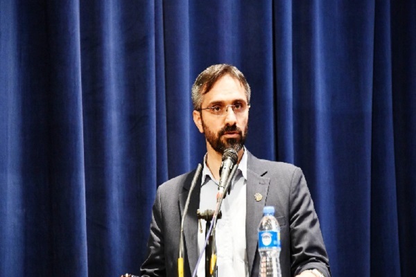 مادران شهدا ادامه‌دهنده راه حضرت زینب (س) و حضرت فاطمه (س) هستند