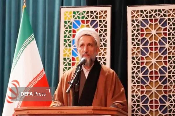 شهادت قله انسانیت است