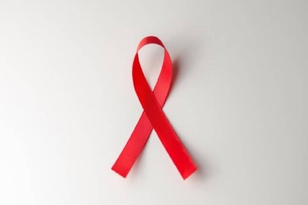 پویش ملی «من هم تست اچ‌آی‌وی انجام می‌دهم» در کردستان در حال اجراست