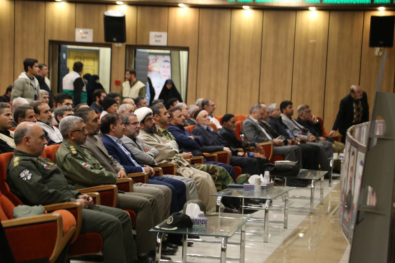 تصاویر/آیین تجلیل از مادر شهدا در زنجان برگزار شد