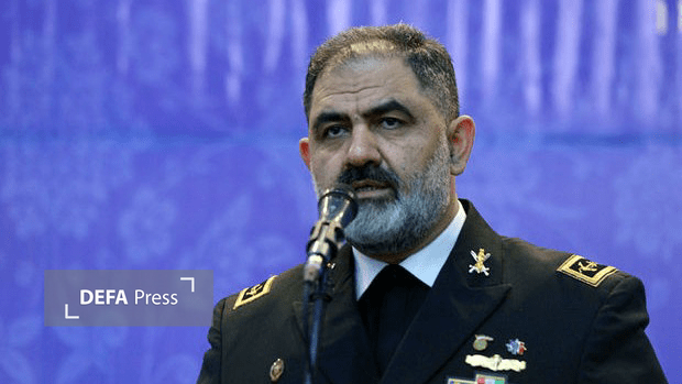 دریادار ایرانی: ارتش ۶ هزار شناور را در عمق اقیانوس‌ها اسکورت کرد