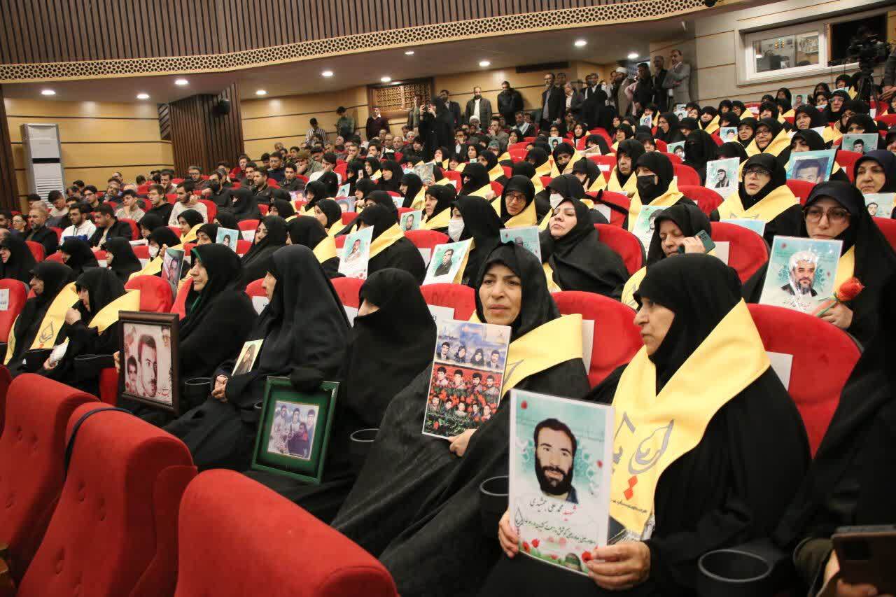 برگزاری همایش تجلیل از مادران و همسران شهدا با عنوان «در مسیر عشق همراه با ارباب» در دانشگاه قم