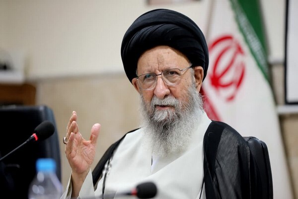 مسیر امام خمینی(ره) ادامه خط انبیا است