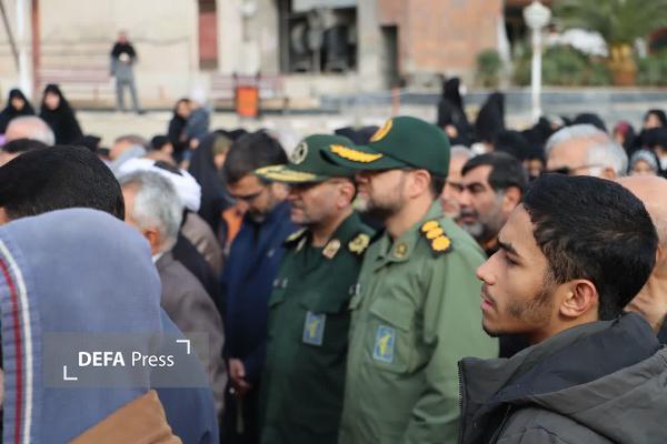 تصاویر| وداع مردم سمنان با شهید گمنام دفاع مقدس