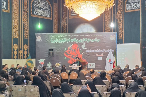 فیلم/ مراسم عزاداری وفات حضرت‌ام‌البنین (س) در امامزاده سیدصدرالدین اردبیل