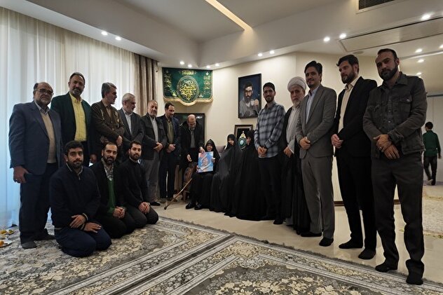 فیلم/ دیدار جامعه قرآنی کشور با خانواده سردار شهید «محمود باقری»
