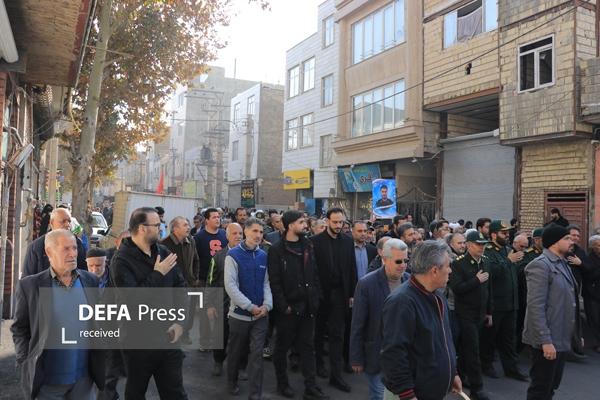 پیکر مطهر شهید گمنام در بوستان لاله مهرشهر کرج به خاک سپرده شد پیکر مطهر شهید گمنام در بوستان لاله مهرشهر کرج به خاک سپرده شد