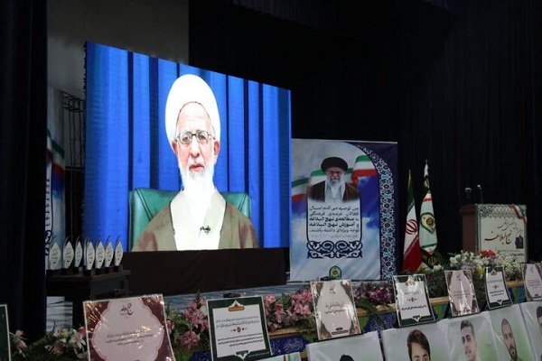 نهج‌البلاغه؛ کتاب آبرومندی و درمان دردهای عصرها