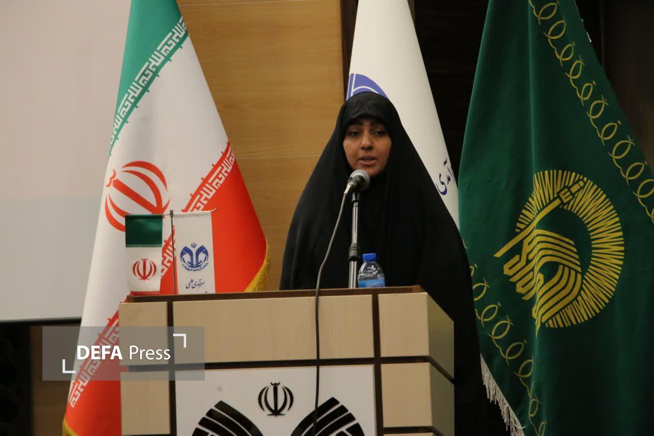 دختر سردار شادمانی: تکلیف بانوان حضور موثر در جنگ شناختی و رسانهای دشمن است دختر سردار شادمانی: تکلیف بانوان حضور موثر در جنگ شناختی و رسانهای دشمن است