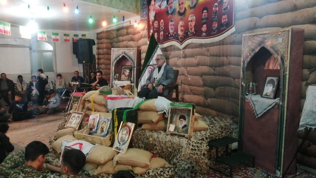چهاردهمین یادواره شهدای روستای مومن آباد قم برگزار شد