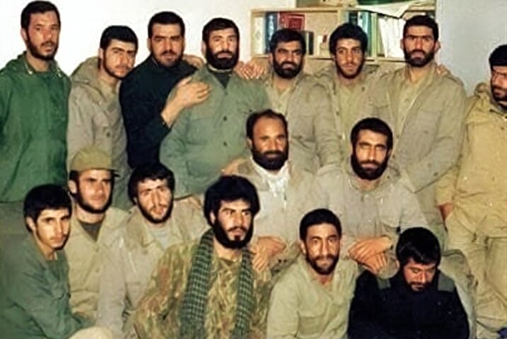 فیلم/ ادای احترام تانک‌های دشمن به روحیه بالای بسیجی‌ها