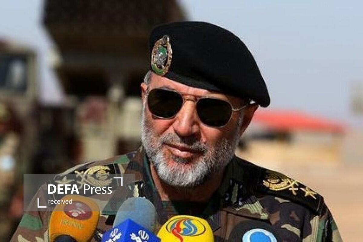 امیر حیدری: رزمایش بزرگ نیروی دریایی سپاه با تسلیحات بومی در دریای عمان و خلیج فارس برگزار شد