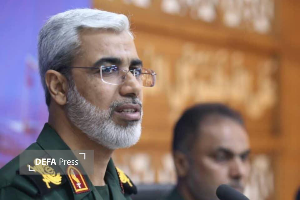 سردار اباذر سالاری طی پیامی  از مردم ، بسیجیان، خانواده شهداء و مسئولین استان هرمزگان قدردانی کرد