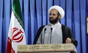 حجت‌الاسلام شمسی‌فر: رشد هر جامعه‌ای در گرو نقش‌آفرینی دانشجویان است