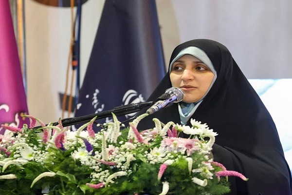 بهروزآذر: موانع شکوفایی زنان شناسایی و مرتفع شود
