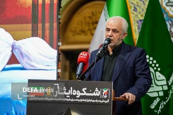 ۲۰ هزار مادر و همسر شهید در سراسر کشور تجلیل شدند