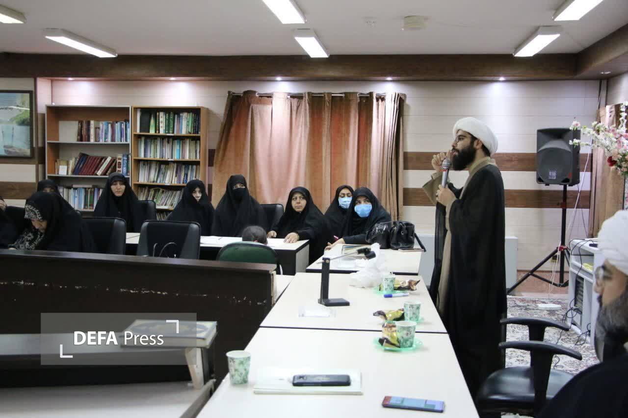 برگزاری نخستین رویداد جمعیتی «حامیم» در استان قم برگزاری نخستین رویداد جمعیتی «حامیم» در استان قم