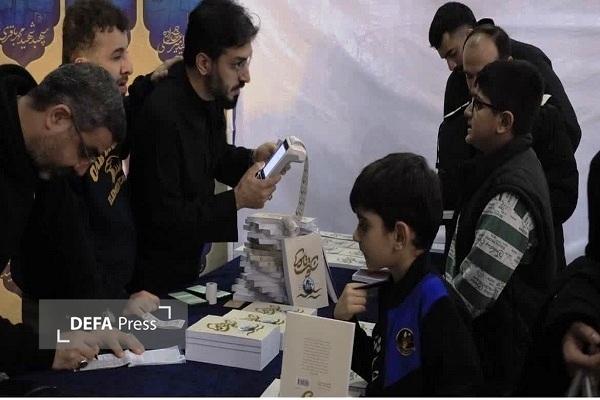 رونمایی از کتاب «سکوت تاسوکی» در ساری+ تصاویر