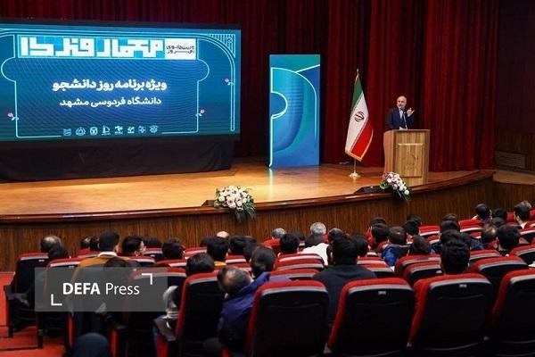 قالیباف: قائل به حکمرانی در فضای مجازی هستیم