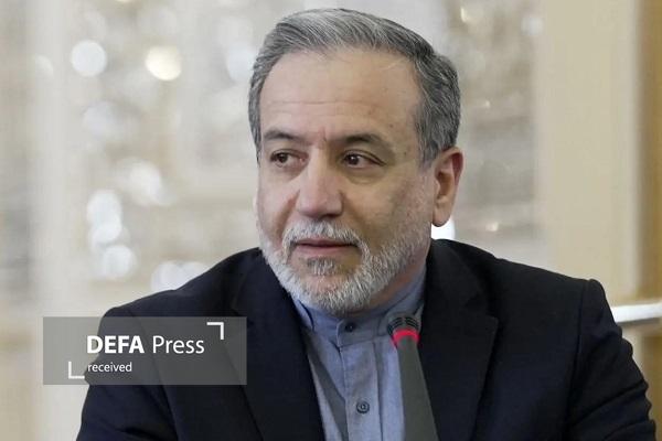 عراقچی: توپ در زمین آمریکاست عراقچی: توپ در زمین آمریکاست