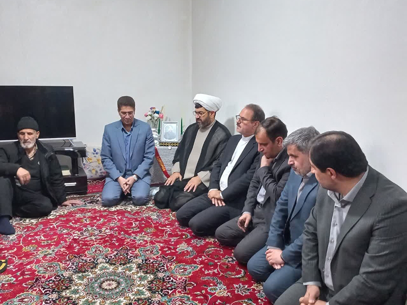 خدائیان: شهدا افتخار ملت ایران هستند