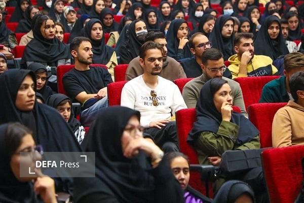 روایتی از سفر یک روزه سخنگوی دولت به یزد