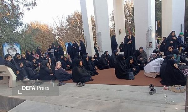 مراسم بزرگداشت دومین سالگرد خاکسپاری شهید گمنام در بوستان استاد شهریار قم