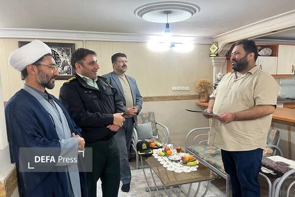 دیدار رئیس پلیس آگاهی خراسان رضوی با خانواده شهید «محمود لعل فام» در مشهد+ تصاویر